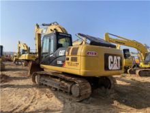 2016 Caterpillar 320D excavator
