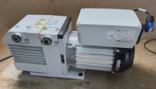 Leybold Drehschieber Vakuumpumpe Trivac D4B