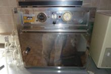 インキュベータ