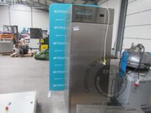 Refrigerated cabinet