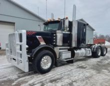 2022 Peterbilt 389