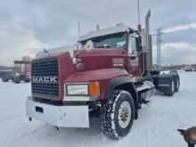 2007 Mack CL700