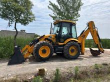 2019 JCB 4CX