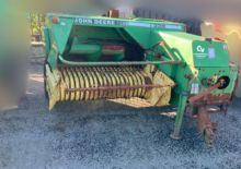 JOHN DEERE 339 BALER