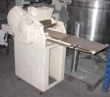 Pastry Dressing Machine - 41069