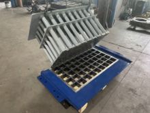 Block making machine with batching