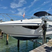 2017 Regal 28 Express