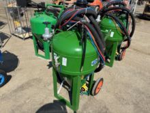Dustless Pneumatic Sand Blaster