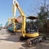 2016 Komatsu PC35MR-3