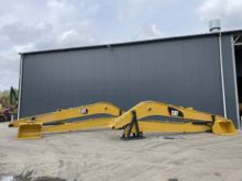 2025 CAT 329F 18m Set
