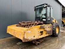 2011 CAT CP76