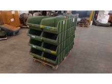 MOBIL PLASTIC Stackable plastic containers