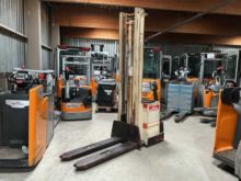 Linde - XG12 - Stackers