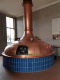 2つの容器を備えた醸造所