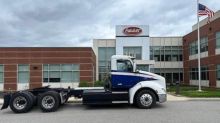2025 Peterbilt 579