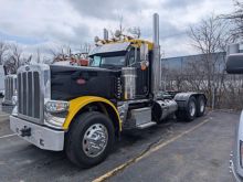 2023 Peterbilt 389