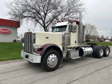 2022 Peterbilt 389