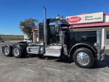2022 Peterbilt 389