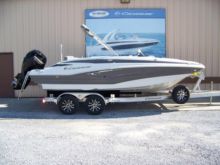 2026 Crownline E210 XS