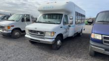 2000 FORD E-450 SHUTTLE BUS