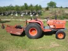 Used Kubota B8200 Tractor for sale | Machinio
