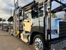 2019 FREIGHTLINER 114SD