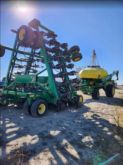 John Deere 1890 Air Seeder