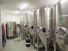 円筒円錐形発酵貯蔵タンク(CCT、5個)