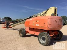 2012 JLG 800S