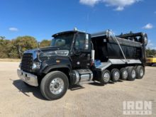 2018 Freightliner 114SD