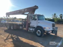2003 Freightliner FL112