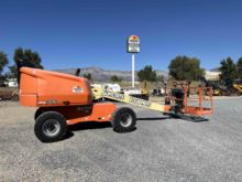 2017 JLG 400S
