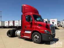 2017 Freightliner Cascadia 113