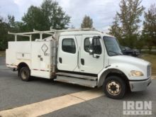 2010 Freightliner M2