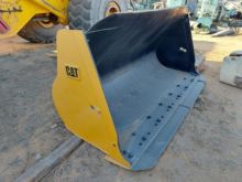 CAT FRONT END LOADER BUCKET