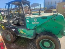 2000 JCB 520