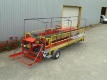 Leaf & root topping trailer