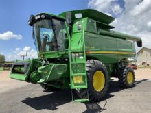 2009 JOHN DEERE® 9670STS
