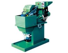 Flexible and automatic nut threading