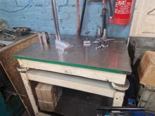 CROWN INSPECTION SURFACE TABLE