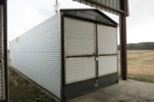 TAYLOR 10-BOX BARN
