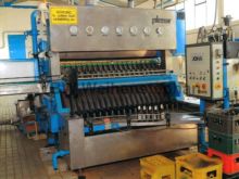 Bottle washing machine