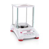 Balanza de precisión PX623