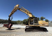 2000 Deere 330 LC