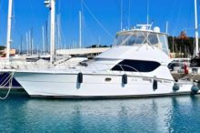 2006 Hatteras C-18