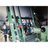 TRIUMPH ASSEMBLY BENCH