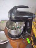 Sunbeam Stand Mixer With Beaters,