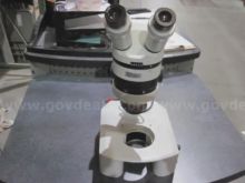 Microscope
