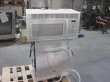 Microwave & Dishwasher