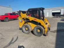 Caterpillar 242D3